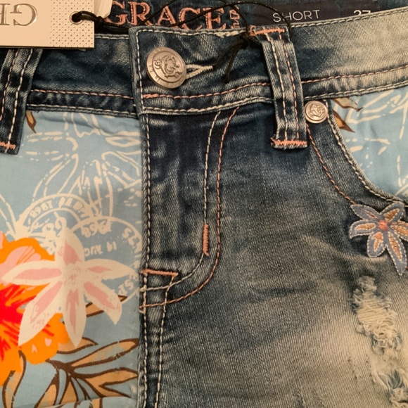 Grace In LA SHORTS Denim Jean 27 BRAND New Distressed Patches Surf Cut Offs Boho - Picture 11 of 13